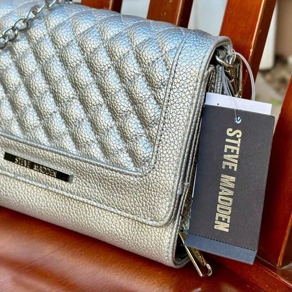 Steve Madden Quilted Silver Metallic Crossbody - NWT - Picture 6 of 11